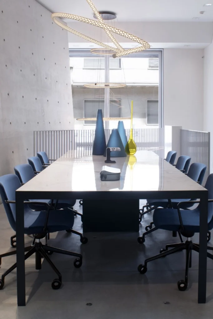 Krzesło biurowe i konferencyjne Milos Sitland